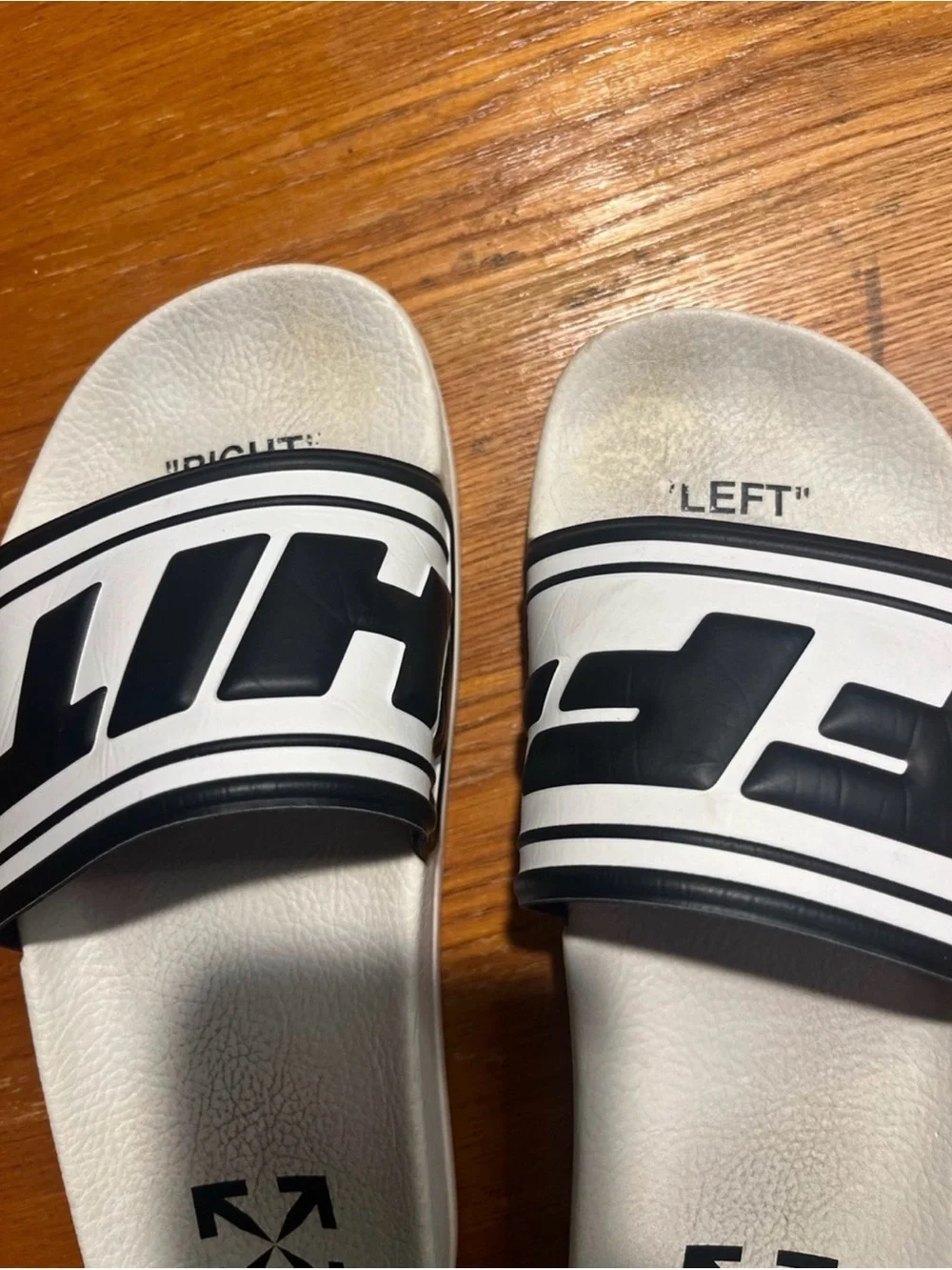 OFFWHITE Men's Logo Pool White & Black Faux leather upper w/ rubber sole Slider